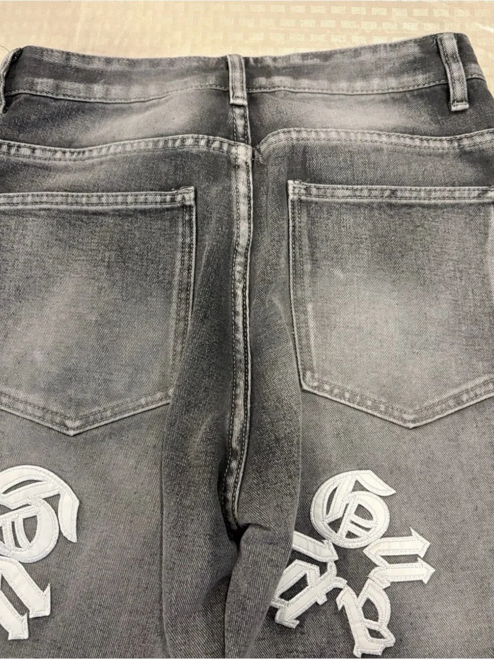 GUAPI Distressed Skinny Jeans Gray Denim Embroidered Logo Streetwear Men's 28 - Picture 5 of 11